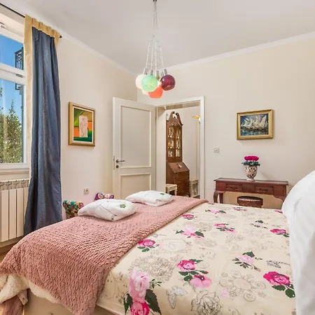 בית נופש Charmante Vilma In By Interhome *