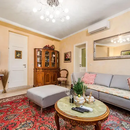 Charmante Vilma In By Interhome בית נופש אופטיה