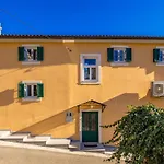 Charmante Vilma In By Interhome *