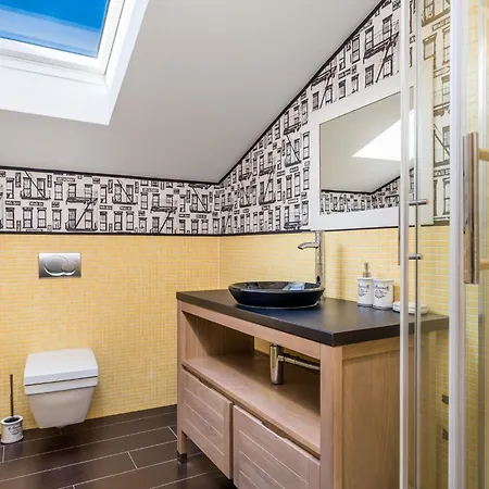 Charmante Vilma In By Interhome Opatija
