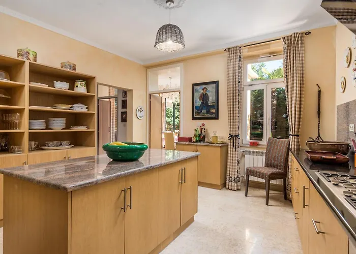 Charmante Vilma In By Interhome Opatija